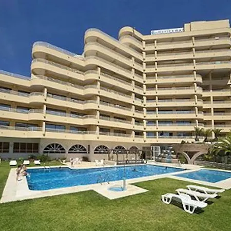 Апартаменты Seaside - 2 Mins From The Sea!